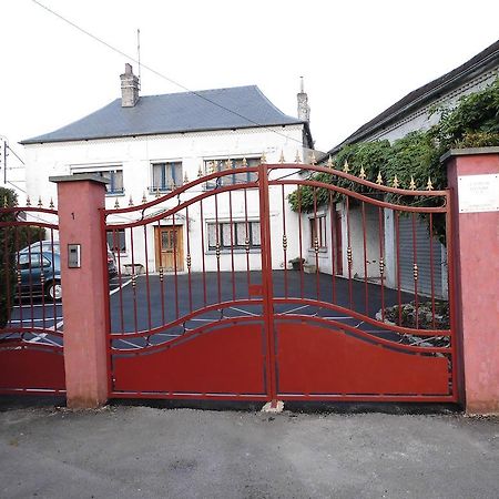 La Demeure Avesnoise Bed & Breakfast Wignehies Eksteriør bilde