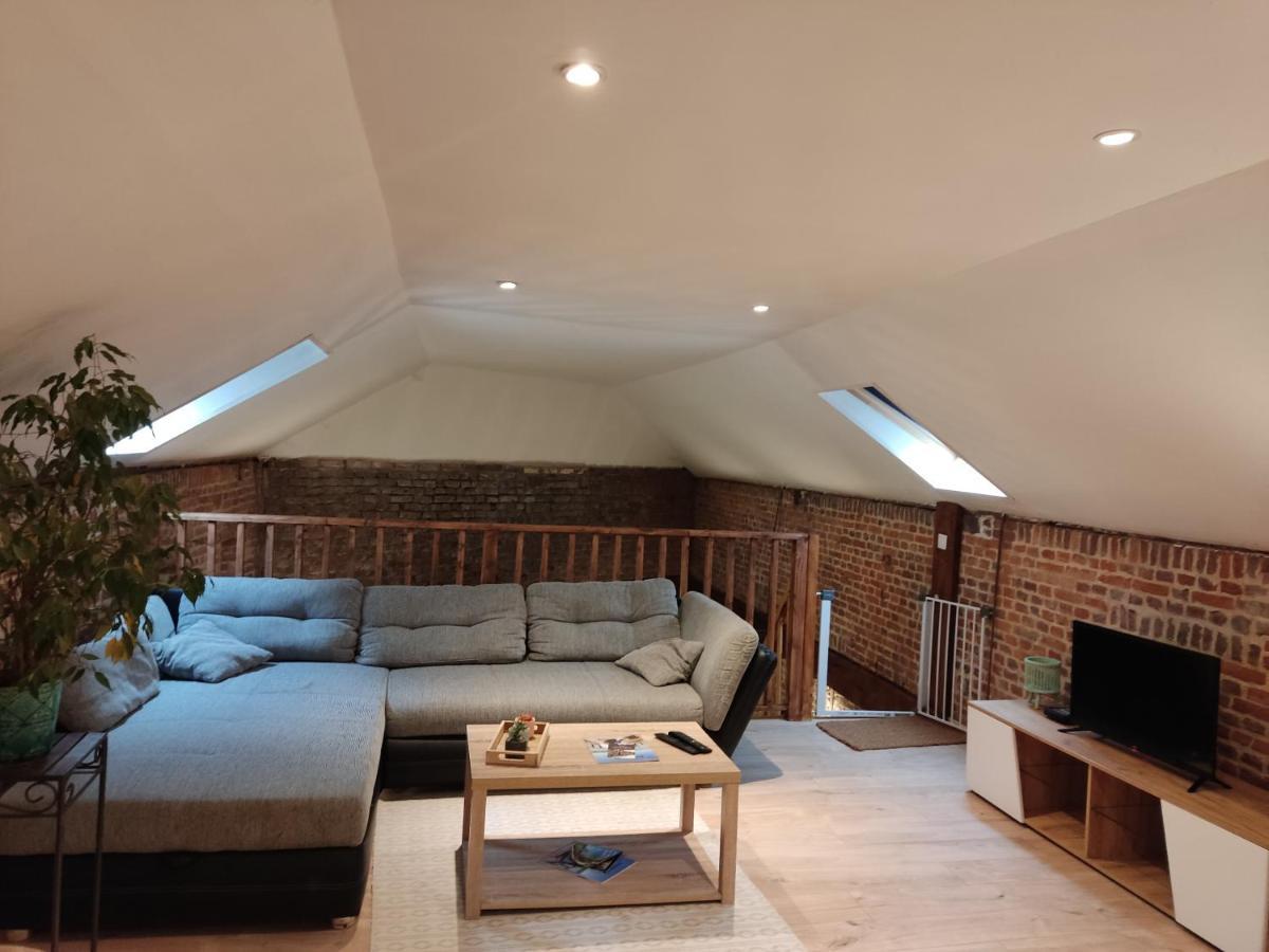 La Demeure Avesnoise Bed & Breakfast Wignehies Eksteriør bilde
