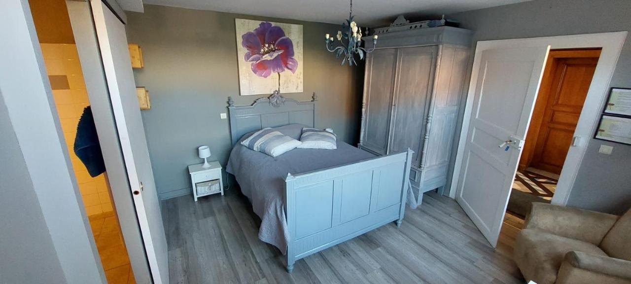 La Demeure Avesnoise Bed & Breakfast Wignehies Eksteriør bilde