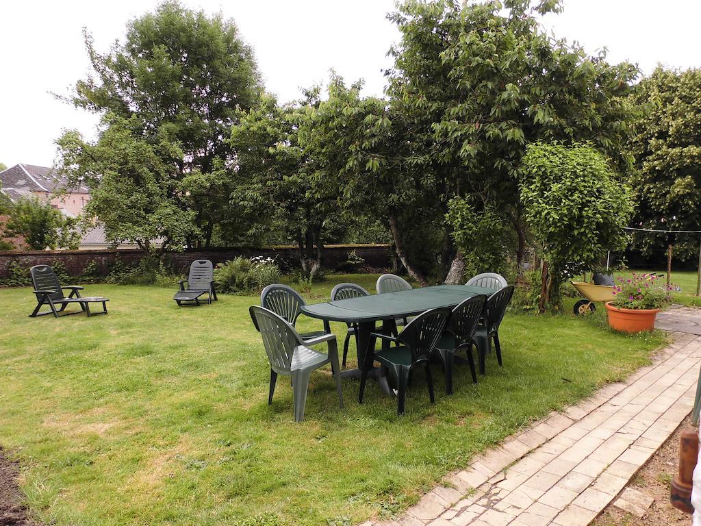 La Demeure Avesnoise Bed & Breakfast Wignehies Eksteriør bilde
